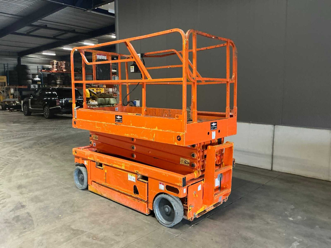 Haulotte Compact 10 - Aerial platform: picture 3 Haulotte Compact 10 - Aerial platform: picture 3