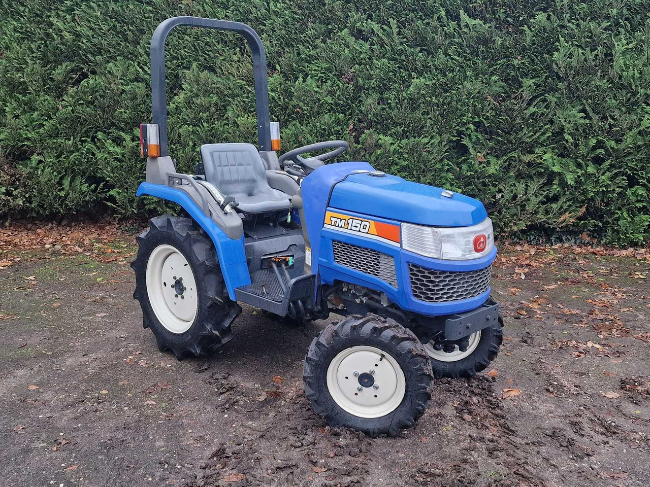Iseki TM 150 - Municipal tractor: picture 4 Iseki TM 150 - Municipal tractor: picture 4