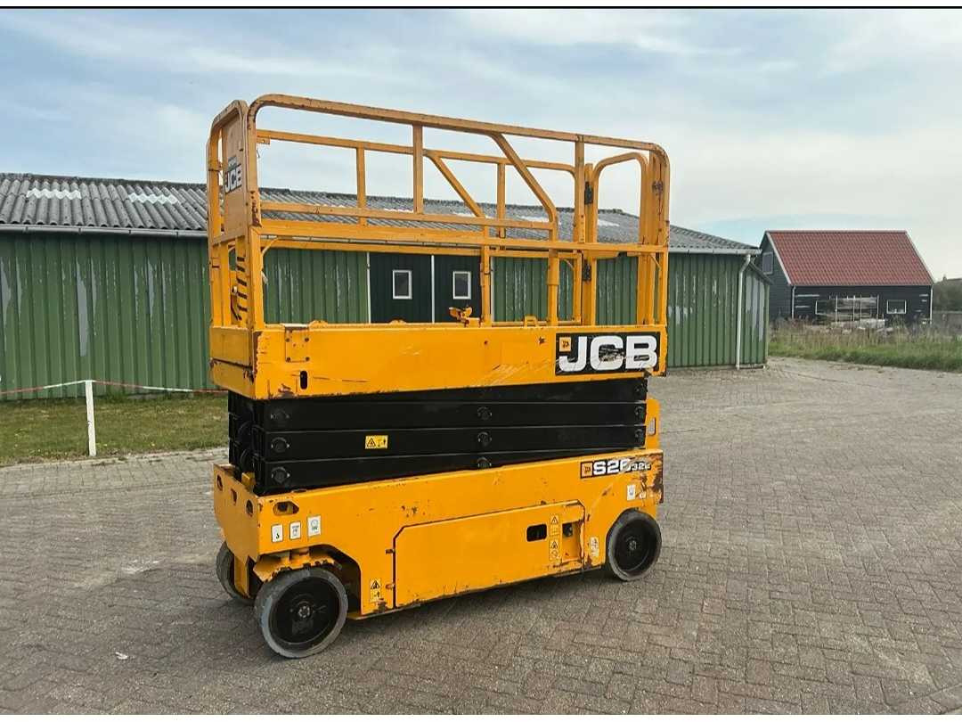 JCB - Aerial platform: picture 3 JCB - Aerial platform: picture 3