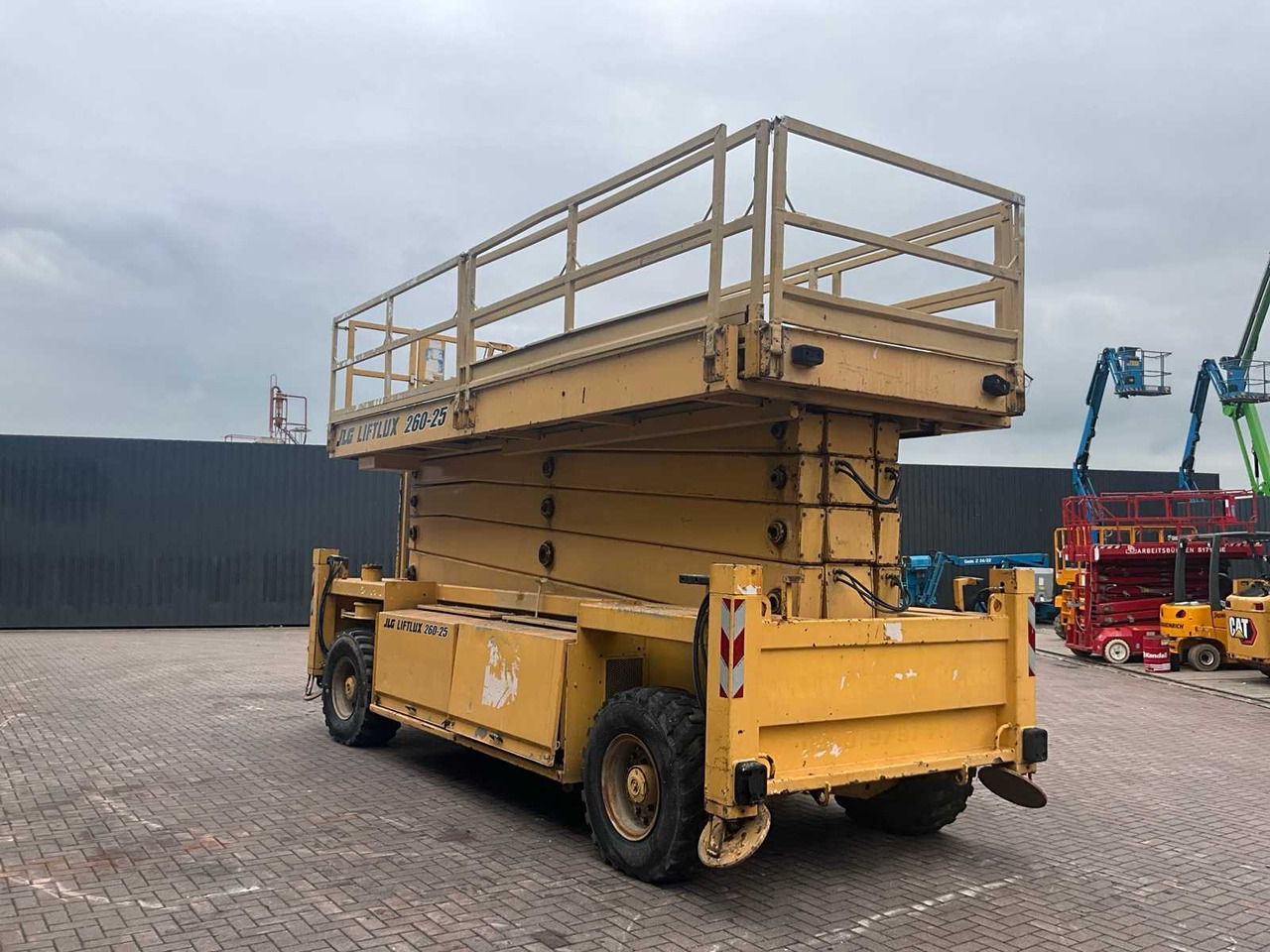 JLG Liftlux 260-25D4WDS/P - Aerial platform: picture 3 JLG Liftlux 260-25D4WDS/P - Aerial platform: picture 3