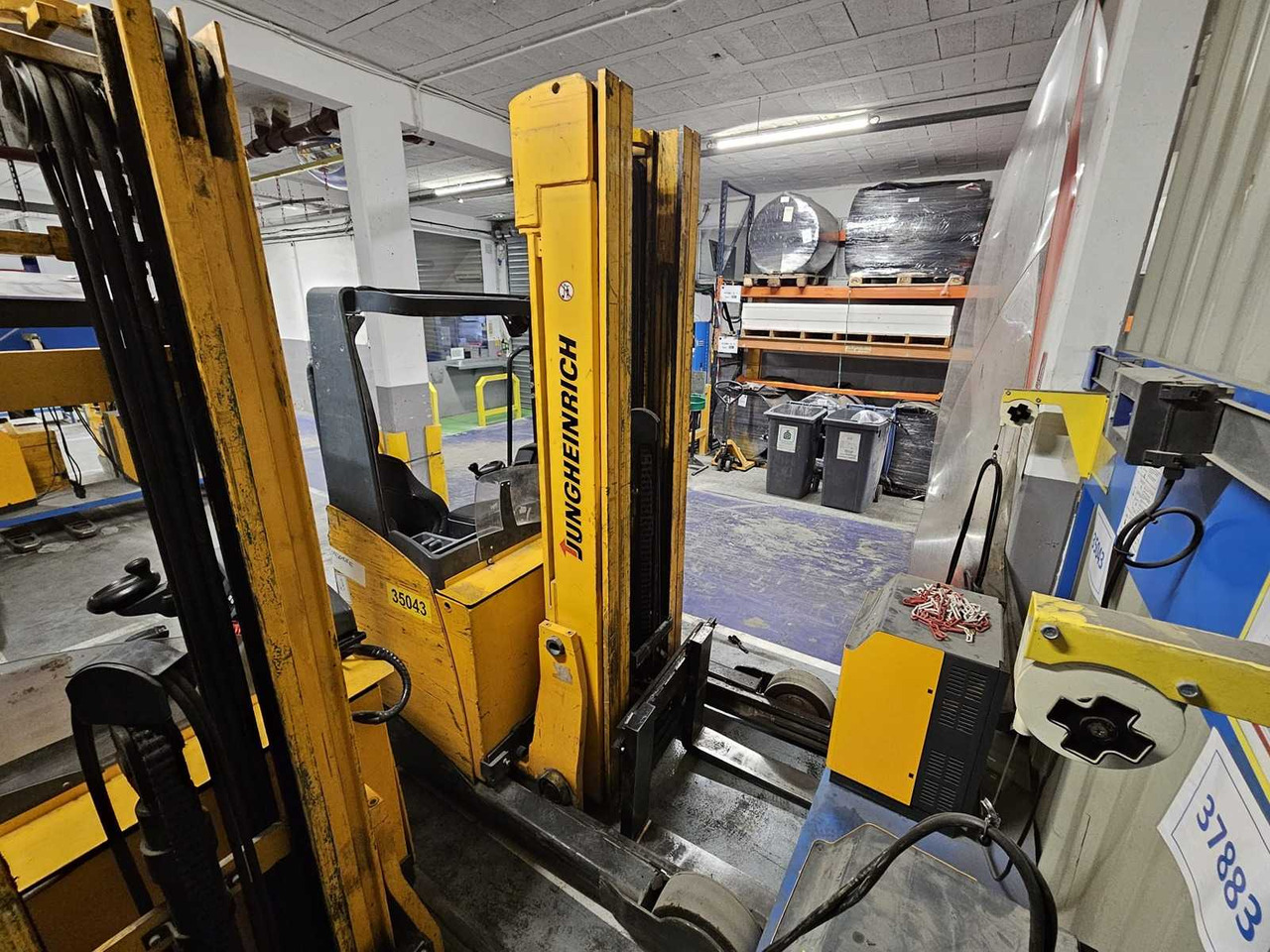 JUNGHEINRICH - 2007 - ETV 325 - FORKLIFT - Forklift: picture 5 JUNGHEINRICH - 2007 - ETV 325 - FORKLIFT - Forklift: picture 5