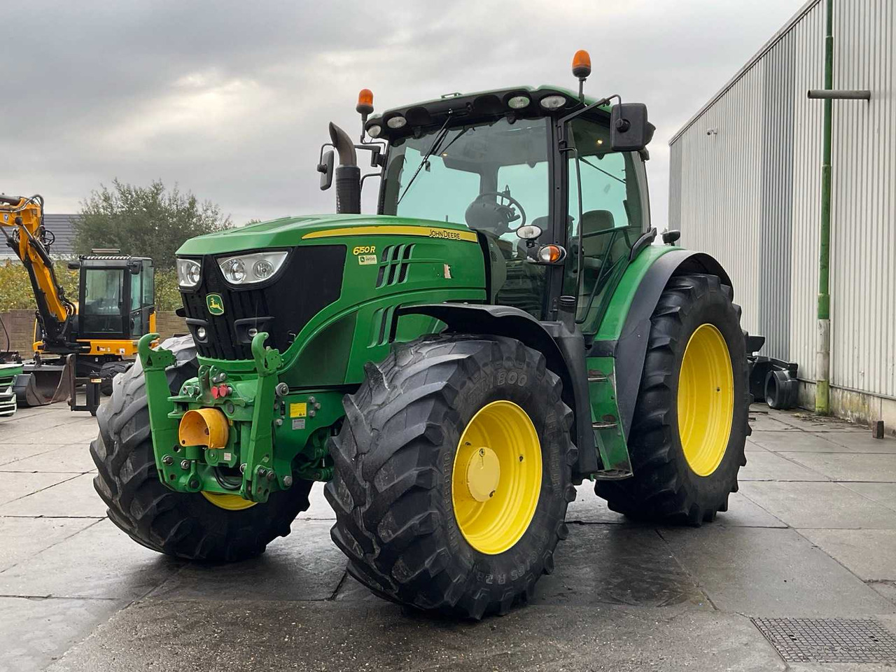 John deere 6150R - Farm tractor: picture 3 John deere 6150R - Farm tractor: picture 3
