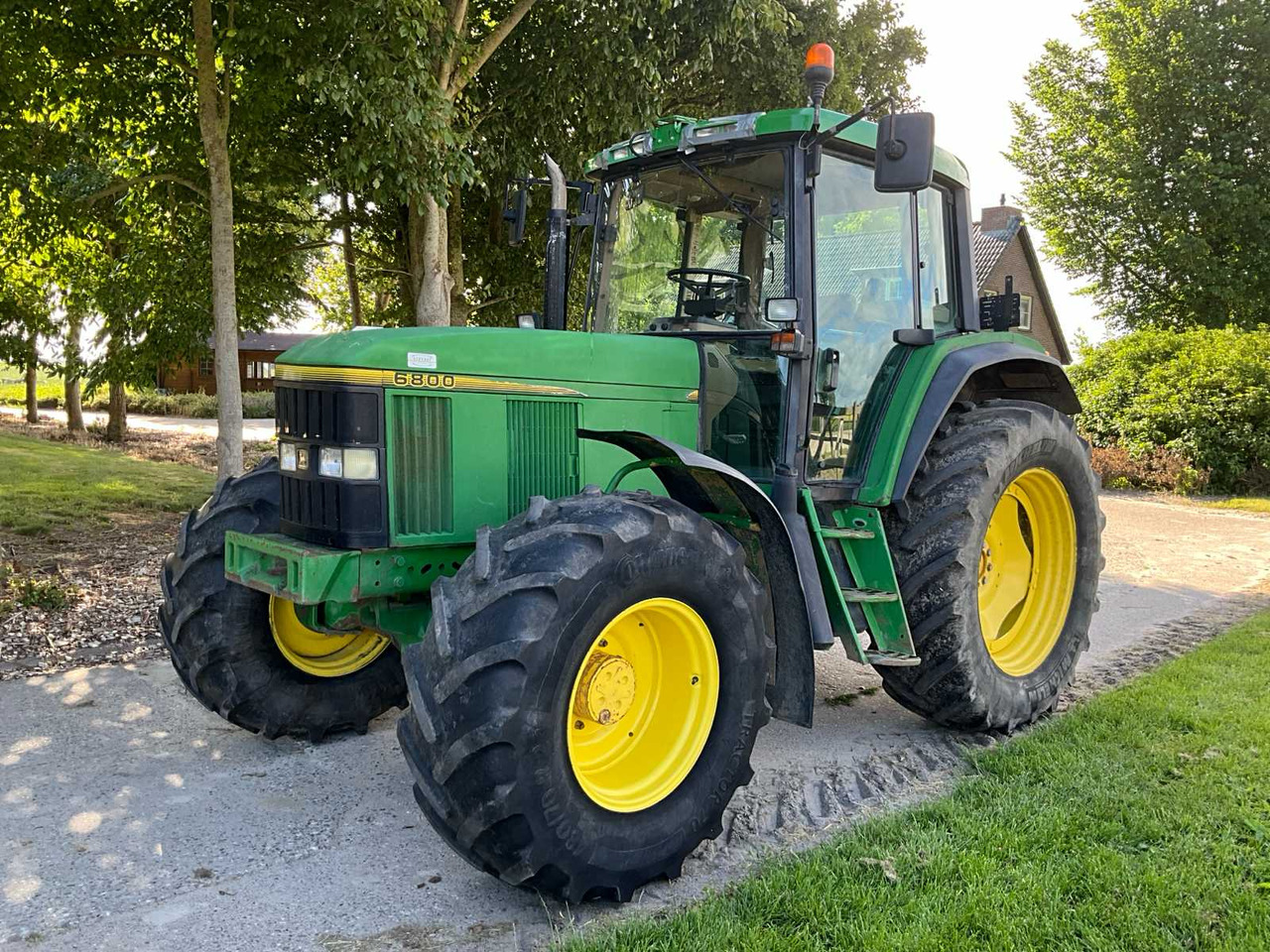 John deere 6800 - Farm tractor: picture 2 John deere 6800 - Farm tractor: picture 2