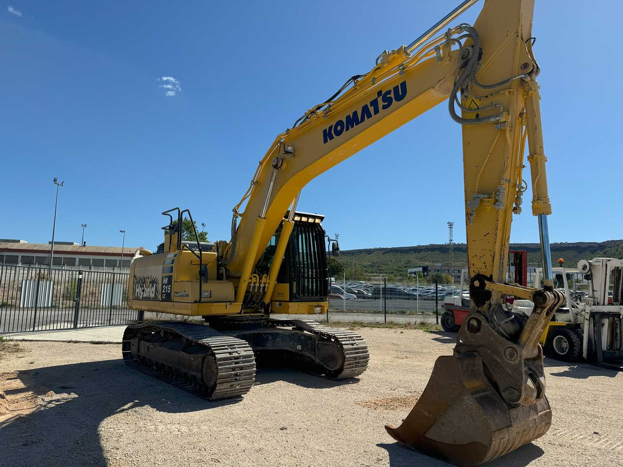Komatsu HB215LC-2 - Crawler excavator: picture 2 Komatsu HB215LC-2 - Crawler excavator: picture 2