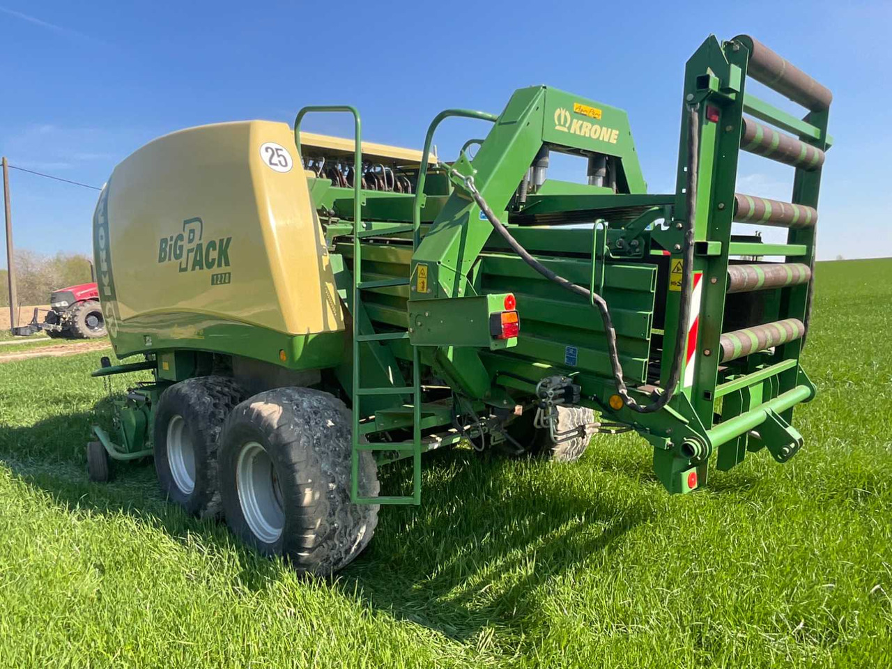 Krone Big pack 1270 - Square baler: picture 2 Krone Big pack 1270 - Square baler: picture 2