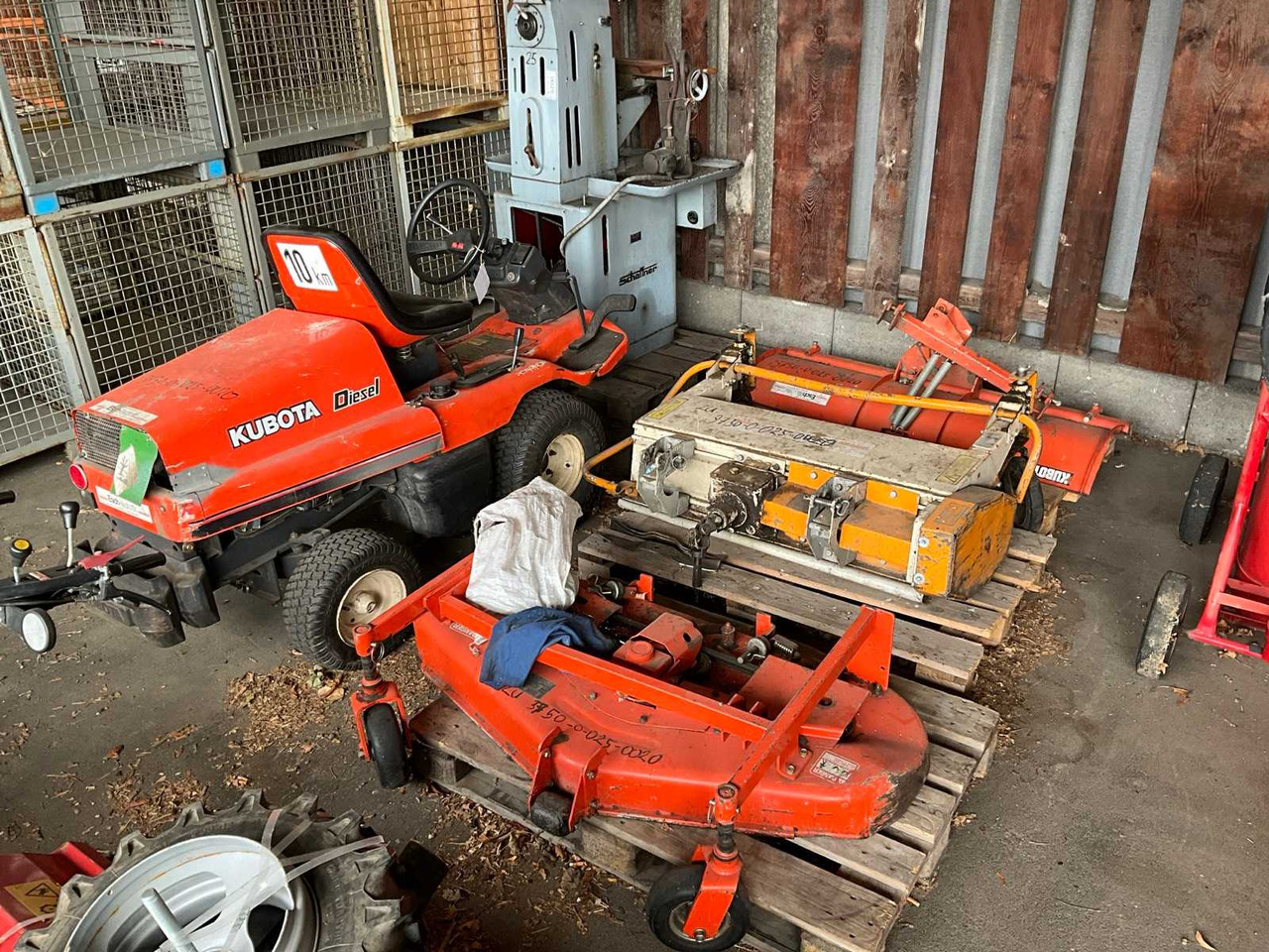 Kubota F1900 - Garden equipment: picture 1 Kubota F1900 - Garden equipment: picture 1