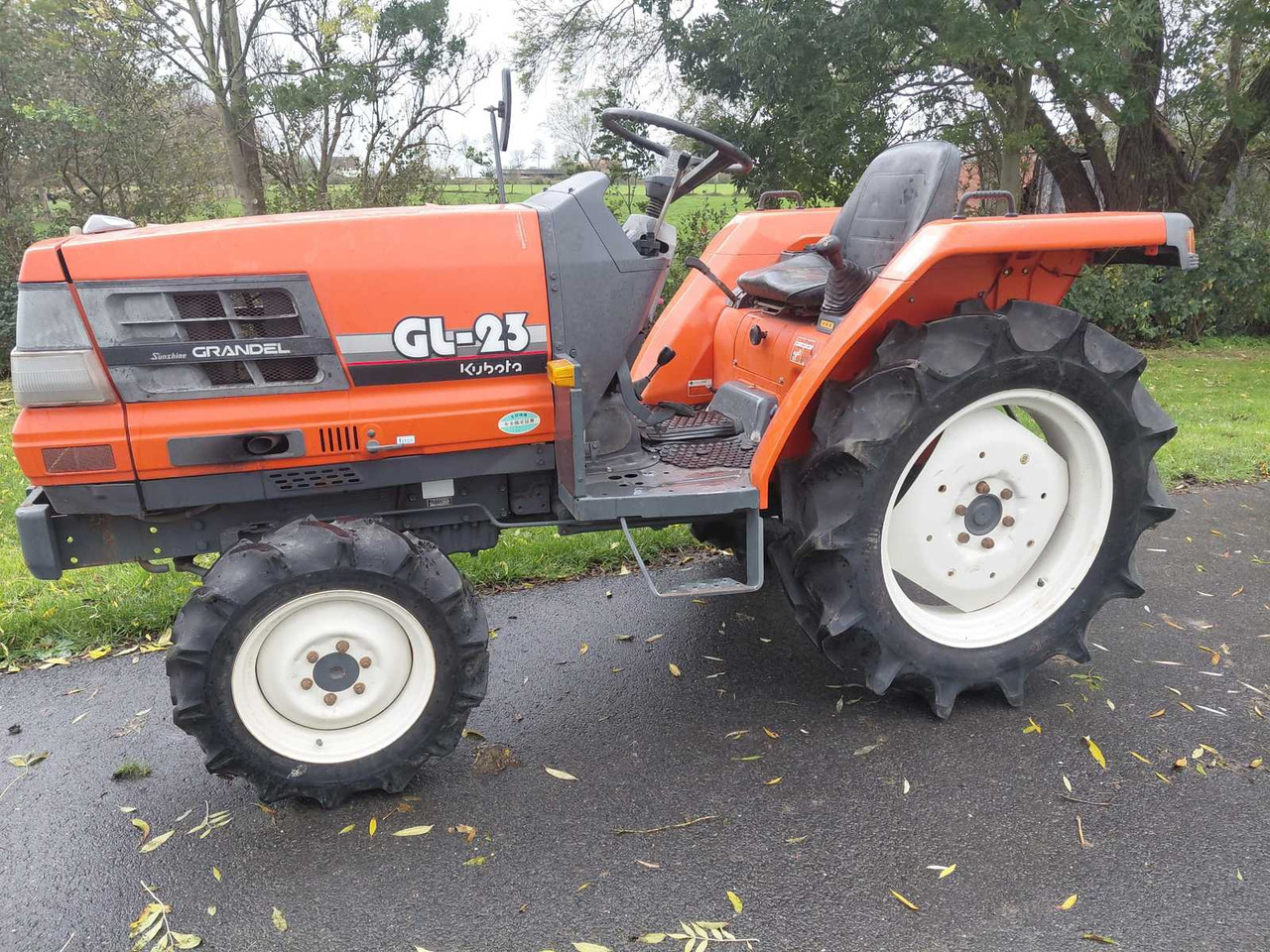 Kubota GL23 - Compact tractor: picture 3 Kubota GL23 - Compact tractor: picture 3