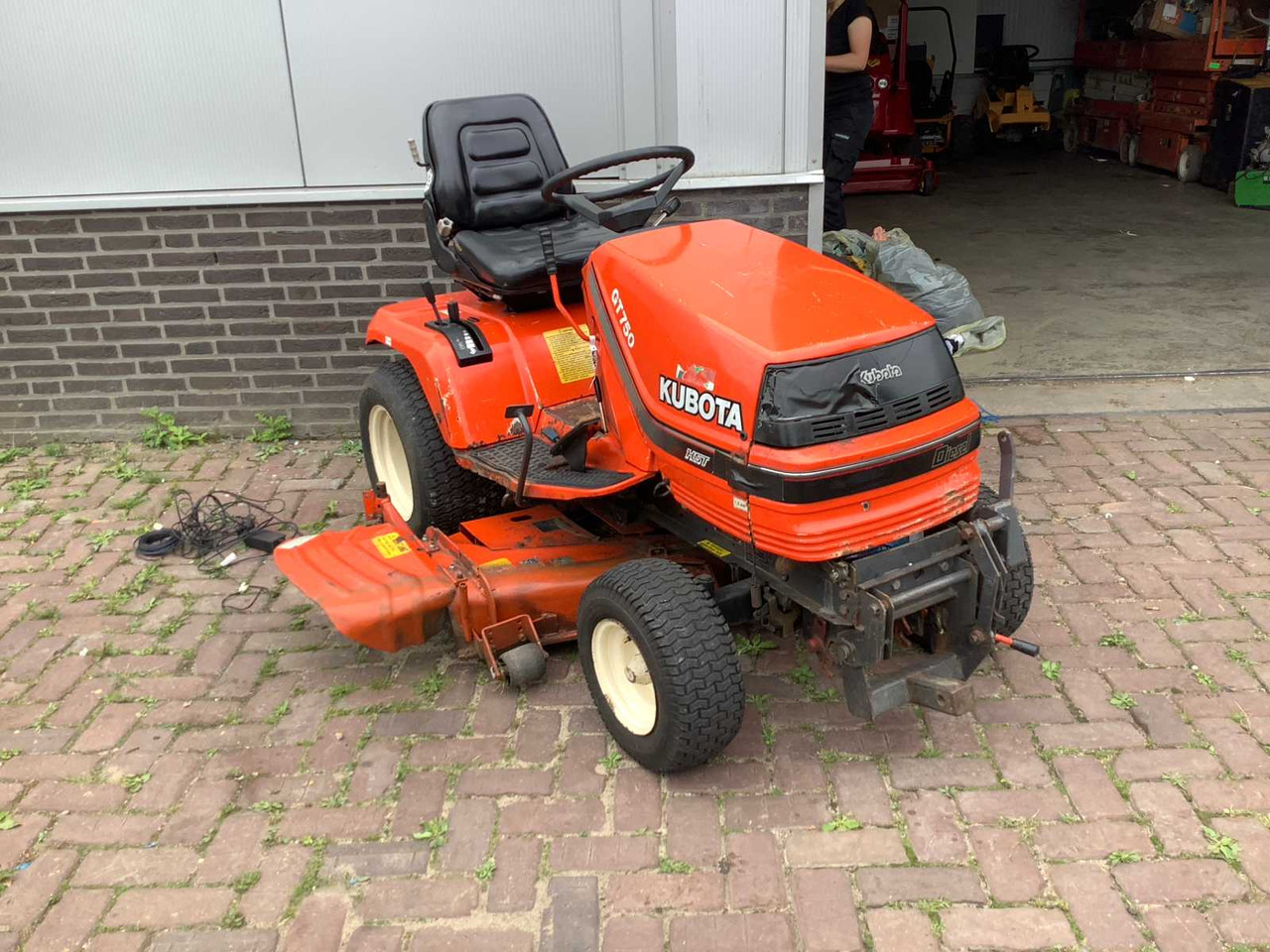 Kubota GT750 - Garden mower: picture 2 Kubota GT750 - Garden mower: picture 2