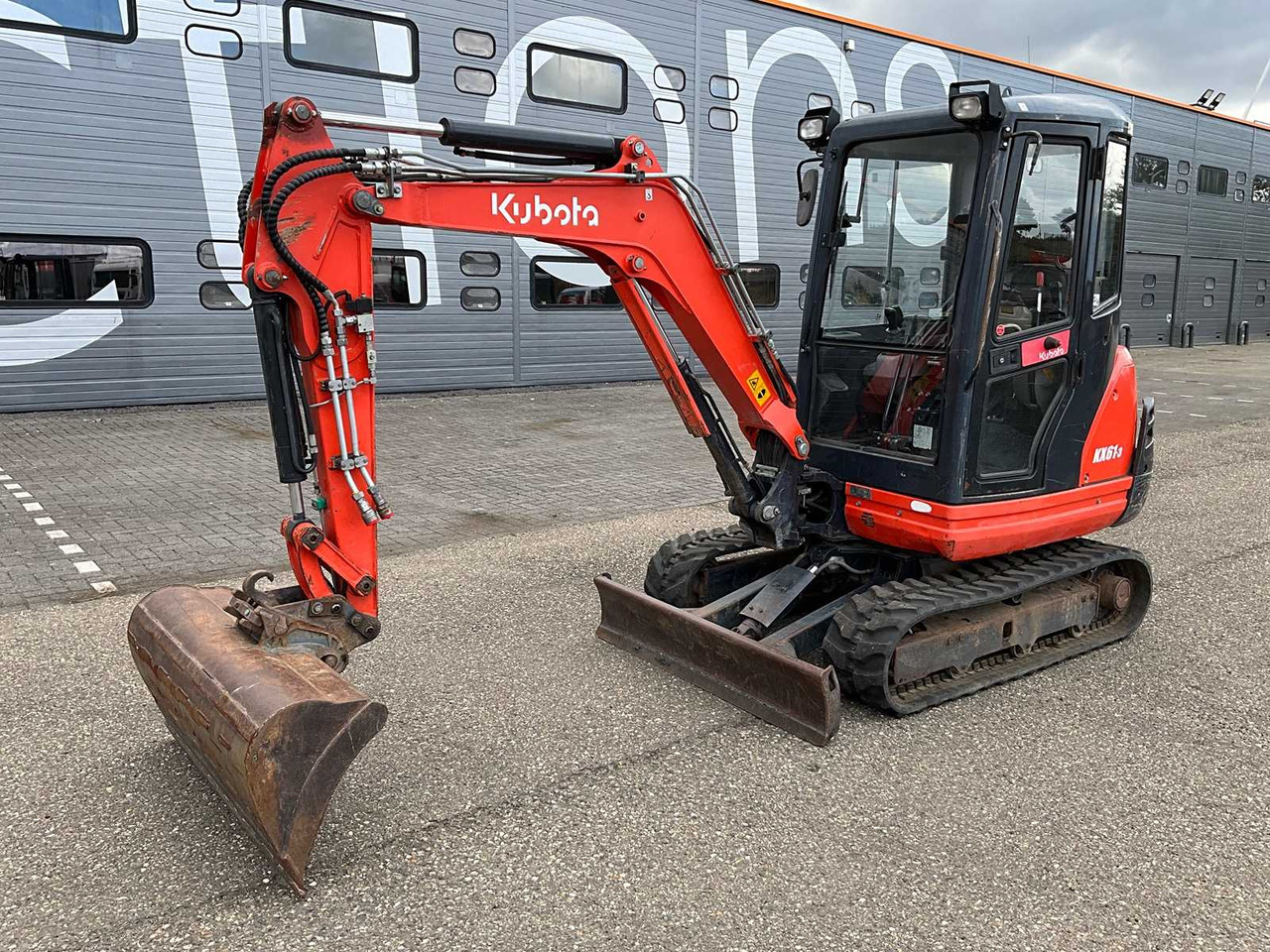 Kubota KX61-3 - Mini excavator: picture 1 Kubota KX61-3 - Mini excavator: picture 1