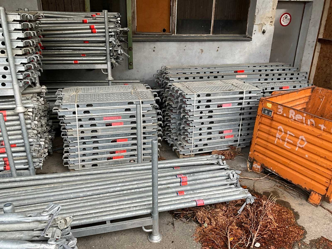 Layher Systemgerüst TG 60 - Construction equipment: picture 4 Layher Systemgerüst TG 60 - Construction equipment: picture 4