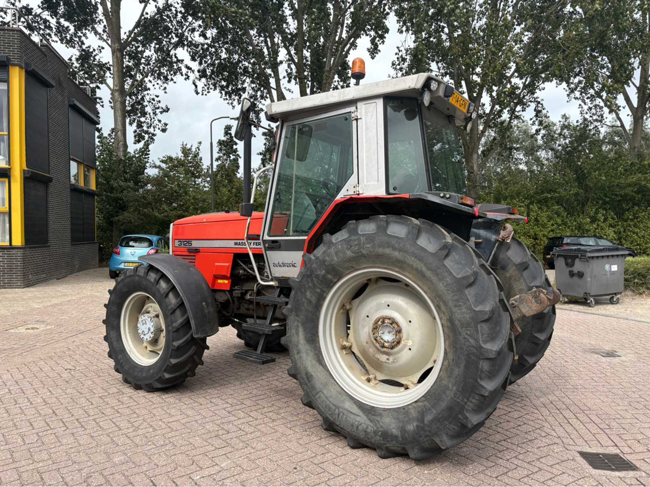 Massey Ferguson 3125 - Farm tractor: picture 4 Massey Ferguson 3125 - Farm tractor: picture 4