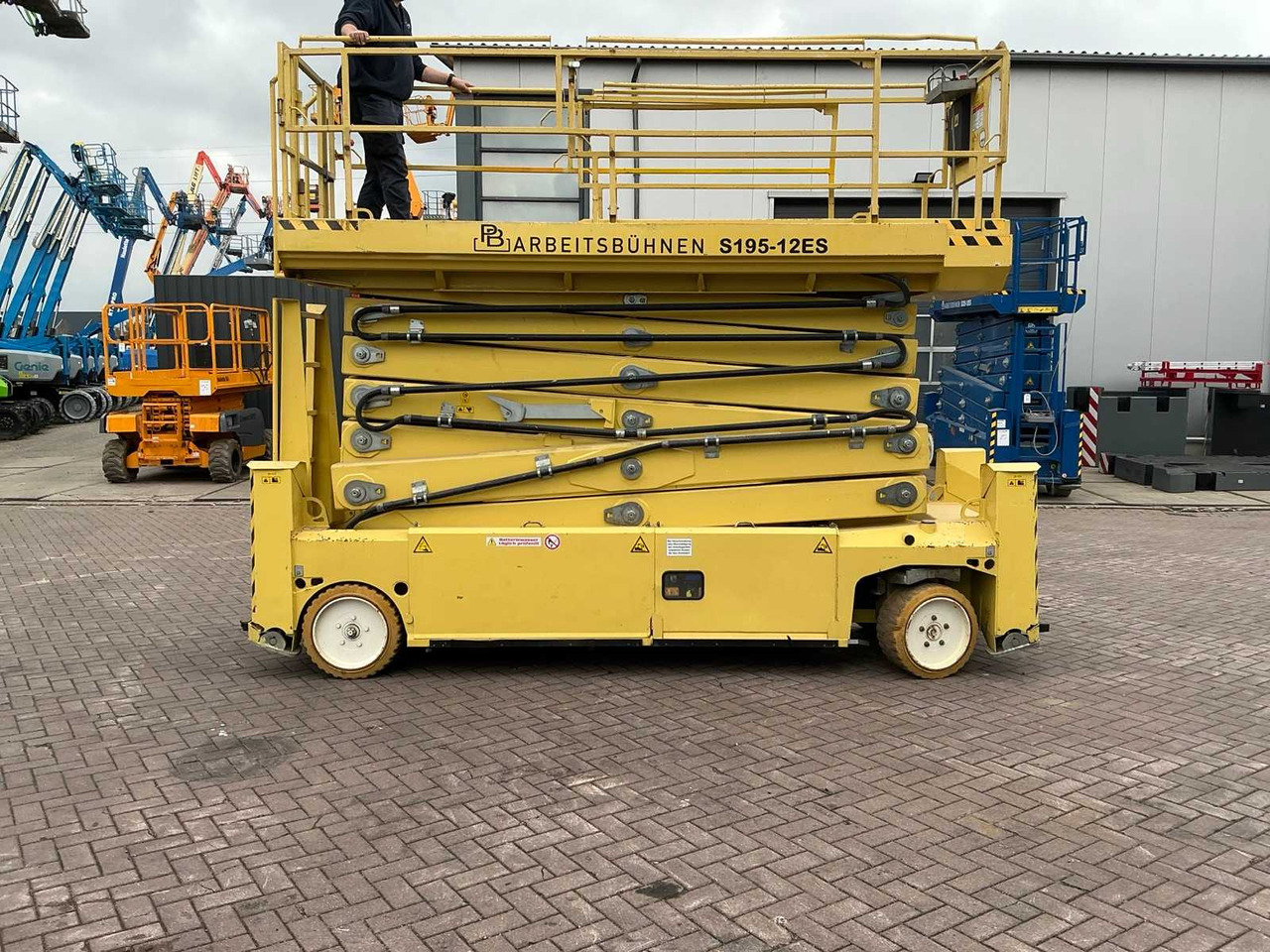 PB LIFT S195-12ES - Aerial platform: picture 4 PB LIFT S195-12ES - Aerial platform: picture 4