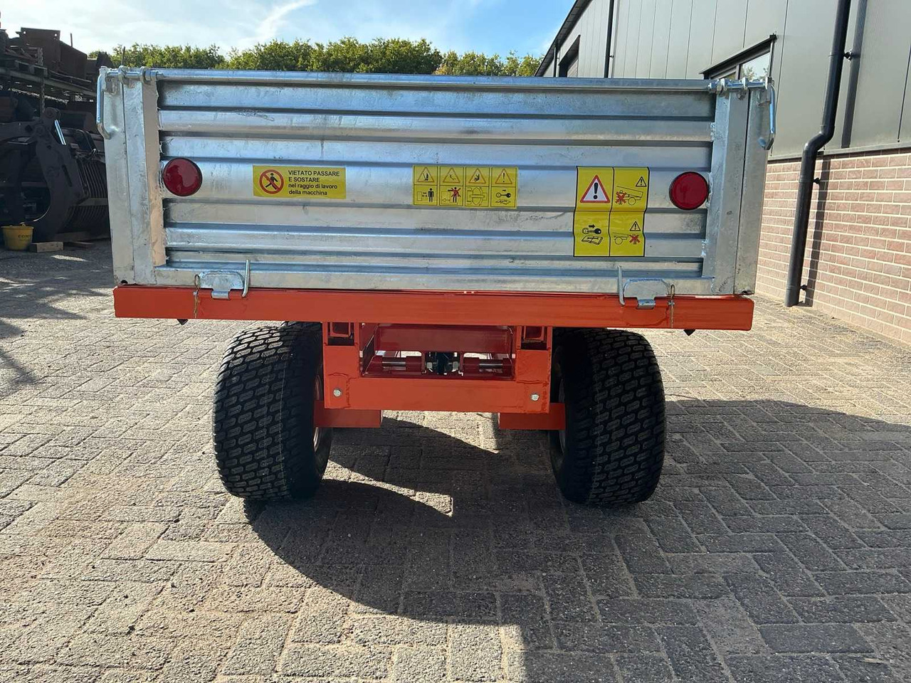 Panther T2.5/4 - Farm tipping trailer/ Dumper: picture 4 Panther T2.5/4 - Farm tipping trailer/ Dumper: picture 4