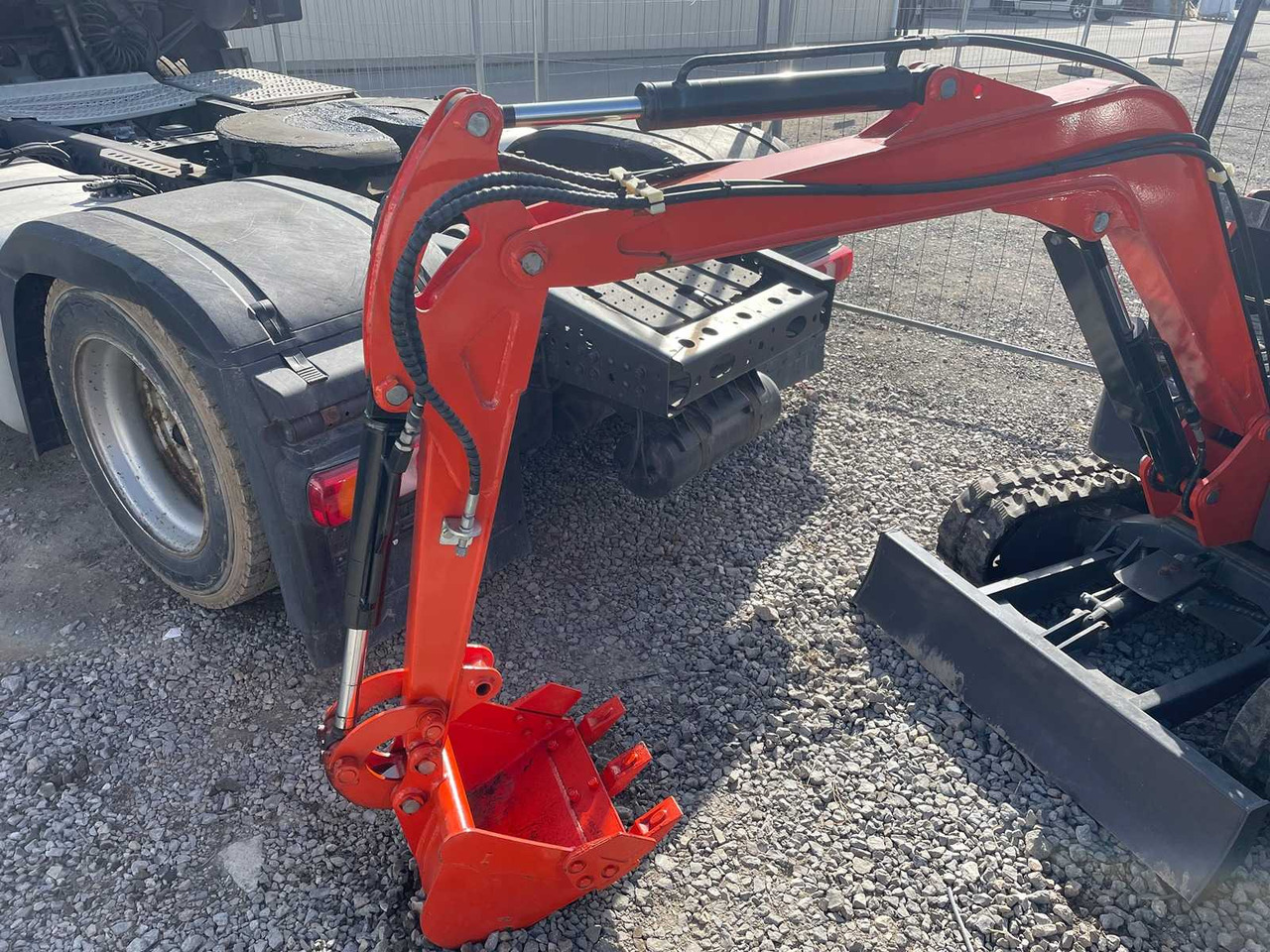 Plus Power - Mini excavator: picture 4 Plus Power - Mini excavator: picture 4