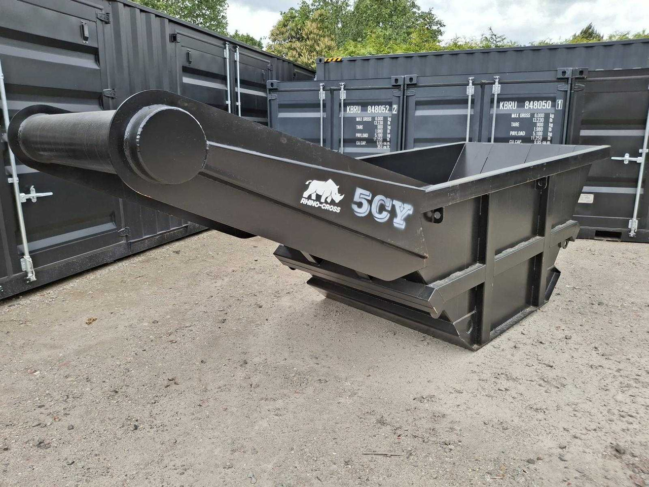 Rhino-cross 5 kuub - Skip bin: picture 5 Rhino-cross 5 kuub - Skip bin: picture 5