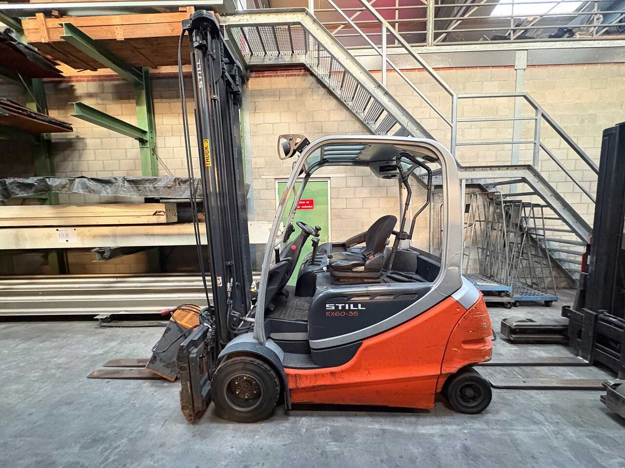 STILL - 2012 - RX60-35 - FORKLIFT TRUCK - Forklift: picture 3 STILL - 2012 - RX60-35 - FORKLIFT TRUCK - Forklift: picture 3