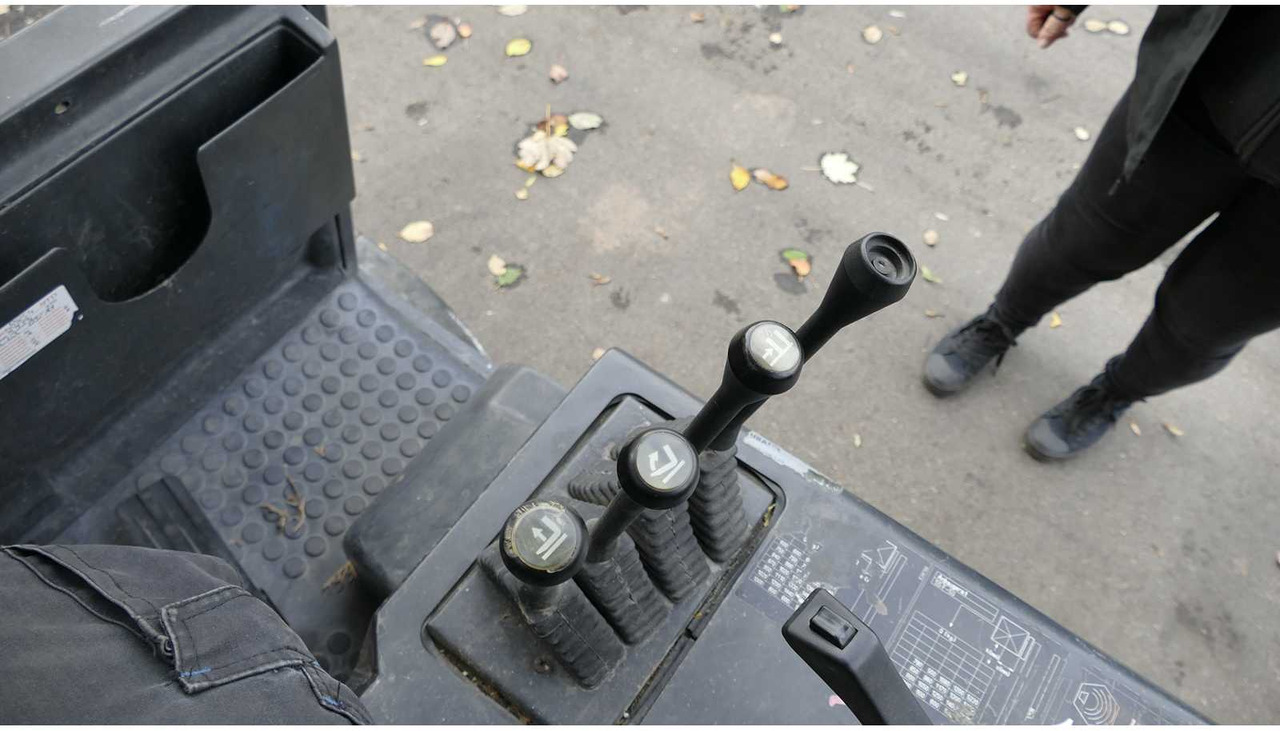 Forklift STILL - R70-16 - 2002 - FORKLIFT: picture 15 Forklift STILL - R70-16 - 2002 - FORKLIFT: picture 15