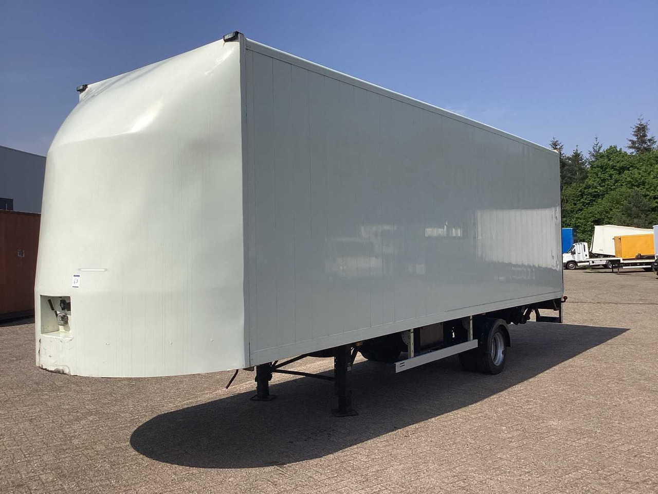 2003 TRACON UDEN STEERING AXLE SEMI-TRAILER - Semi-trailer: picture 3 2003 TRACON UDEN STEERING AXLE SEMI-TRAILER - Semi-trailer: picture 3