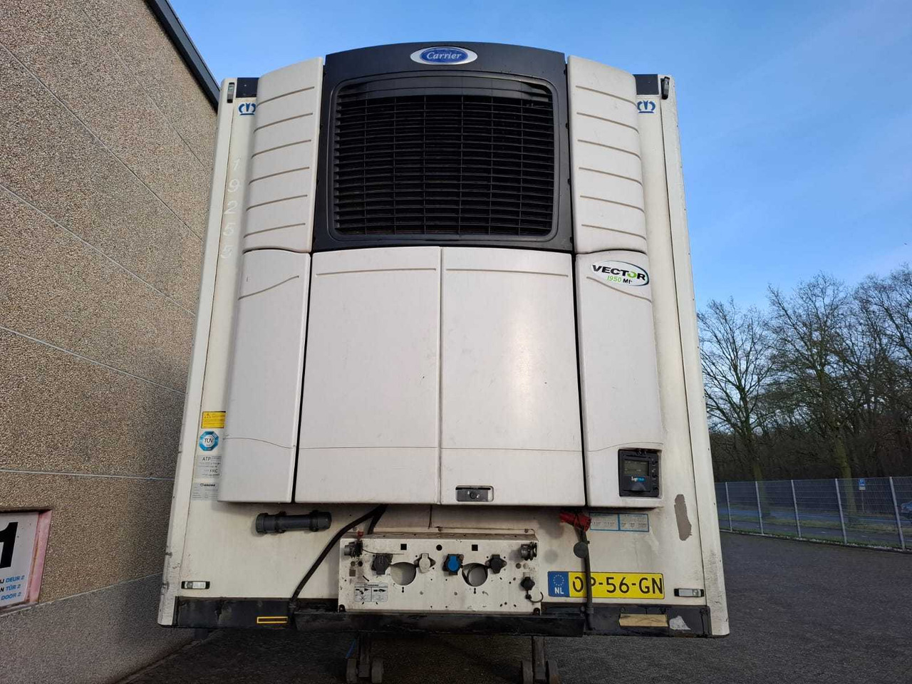 KRONE - 2016 - TKS MEETHANG - SEMI-TRAILER - Semi-trailer: picture 2 KRONE - 2016 - TKS MEETHANG - SEMI-TRAILER - Semi-trailer: picture 2