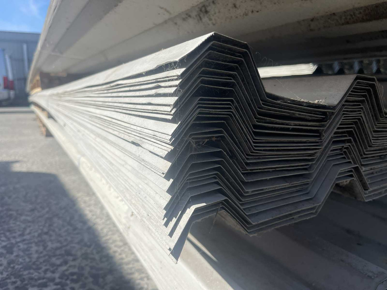 Sheet piling (40x) - Construction equipment: picture 5 Sheet piling (40x) - Construction equipment: picture 5