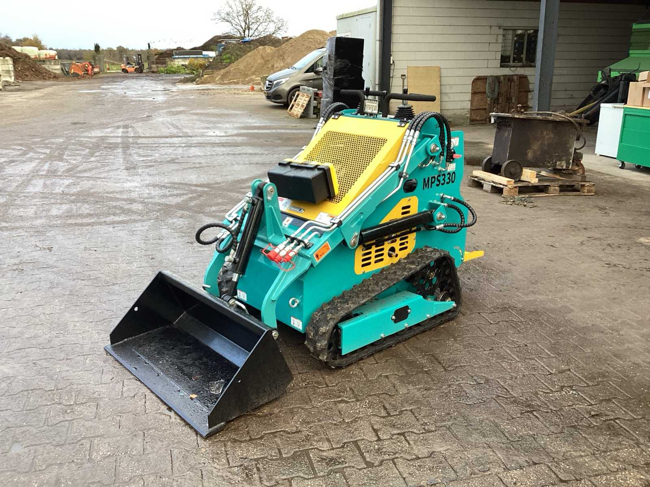 Skid Steer MPS330 - Skid steer loader: picture 1 Skid Steer MPS330 - Skid steer loader: picture 1