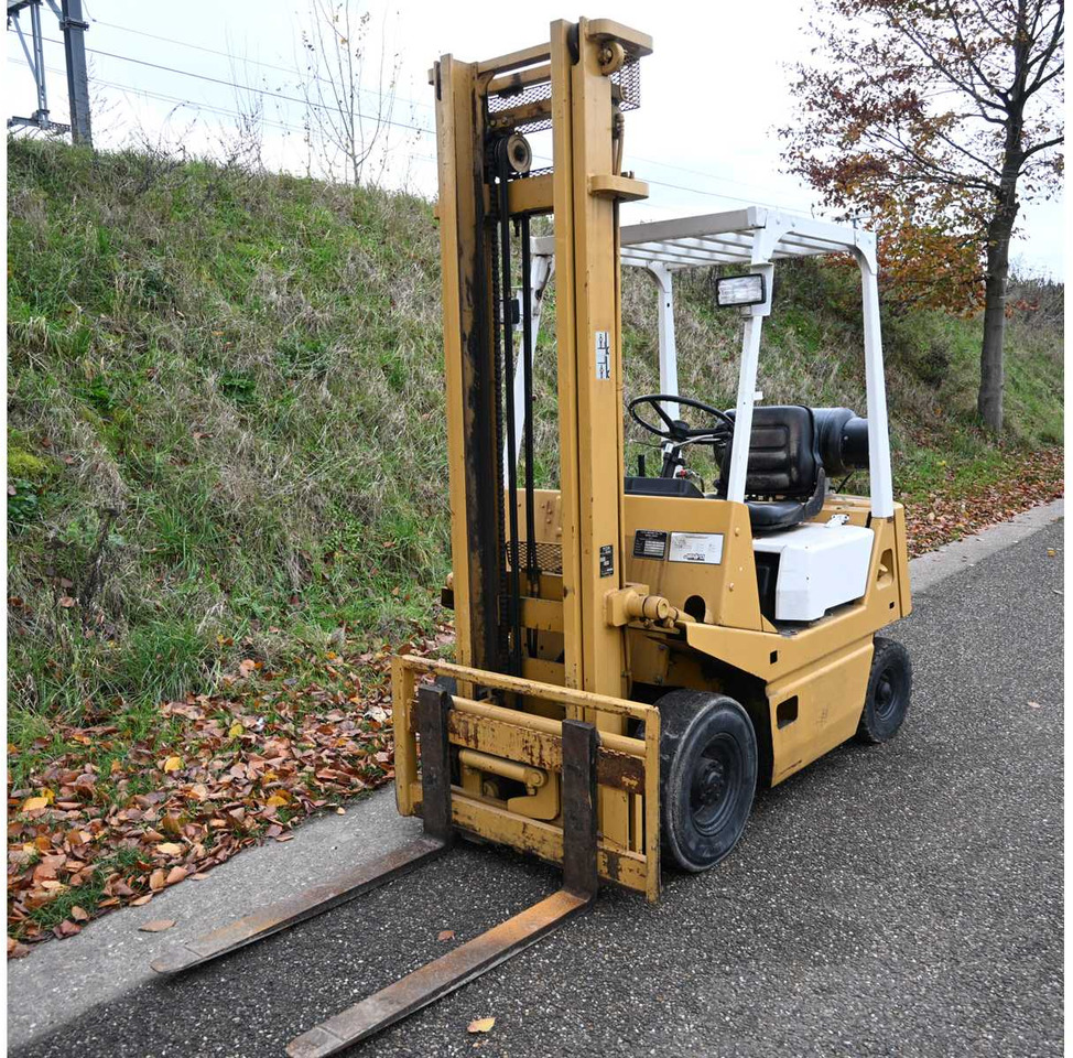 TCM - 1983 - FG15 - FORKLIFT TRUCK - Forklift: picture 2 TCM - 1983 - FG15 - FORKLIFT TRUCK - Forklift: picture 2