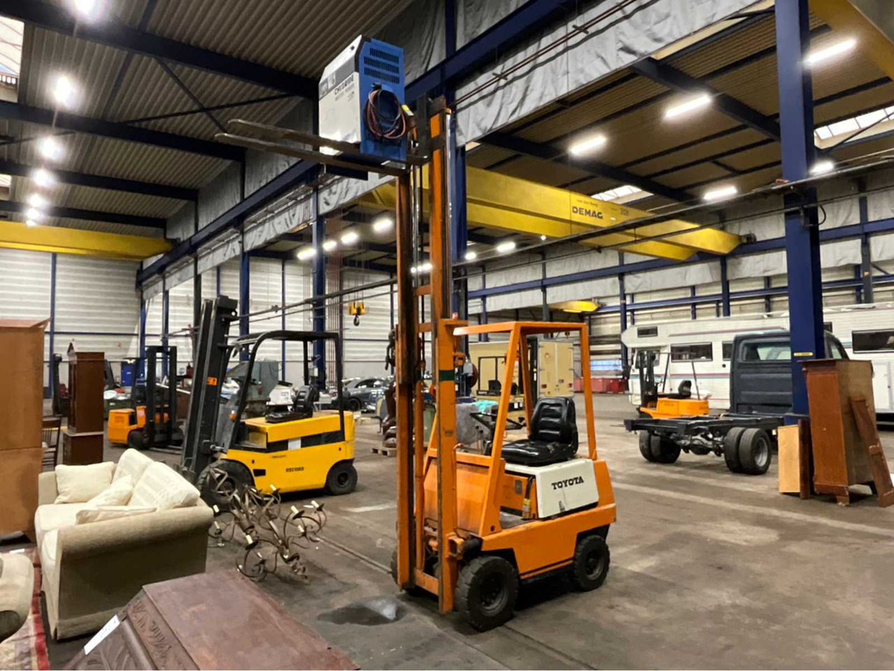 TOYOTA 2FB9 FORKLIFT - Forklift: picture 1 TOYOTA 2FB9 FORKLIFT - Forklift: picture 1