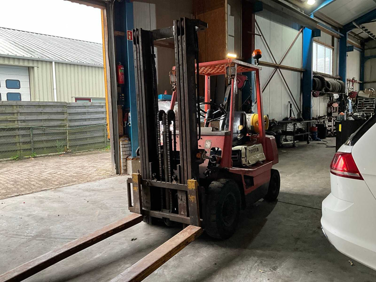 TOYOTA - 42-4FG20 - FORKLIFT TRUCK - Forklift: picture 1 TOYOTA - 42-4FG20 - FORKLIFT TRUCK - Forklift: picture 1