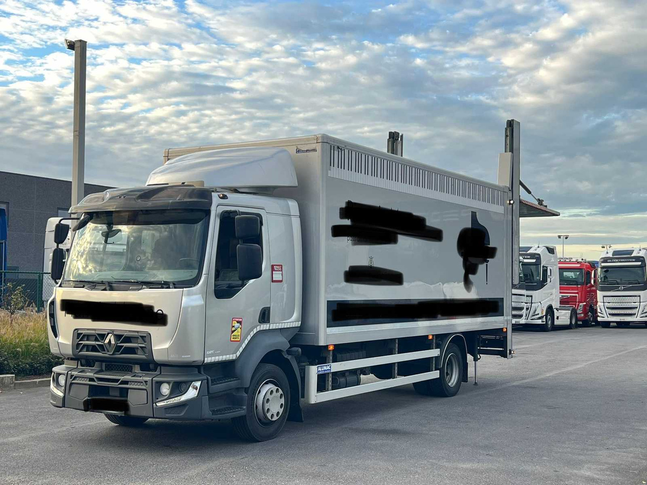 2017 RENAULT MDA2C TRUCK - Truck: picture 5 2017 RENAULT MDA2C TRUCK - Truck: picture 5