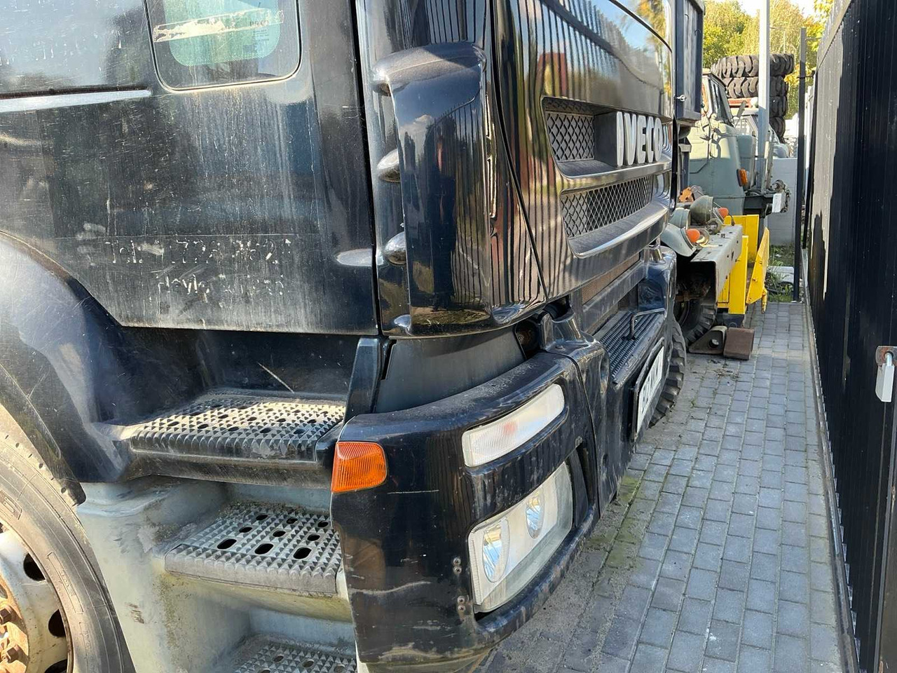 Truck IVECO - STRALIS - TRUCK WITH CRANE - 2009: picture 8 Truck IVECO - STRALIS - TRUCK WITH CRANE - 2009: picture 8