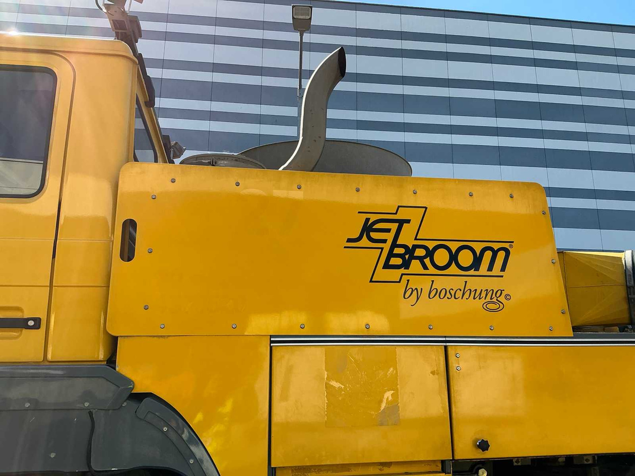 Truck MAN - JETBROOM AIRFIELD JET SWEEPER - 2005: picture 20