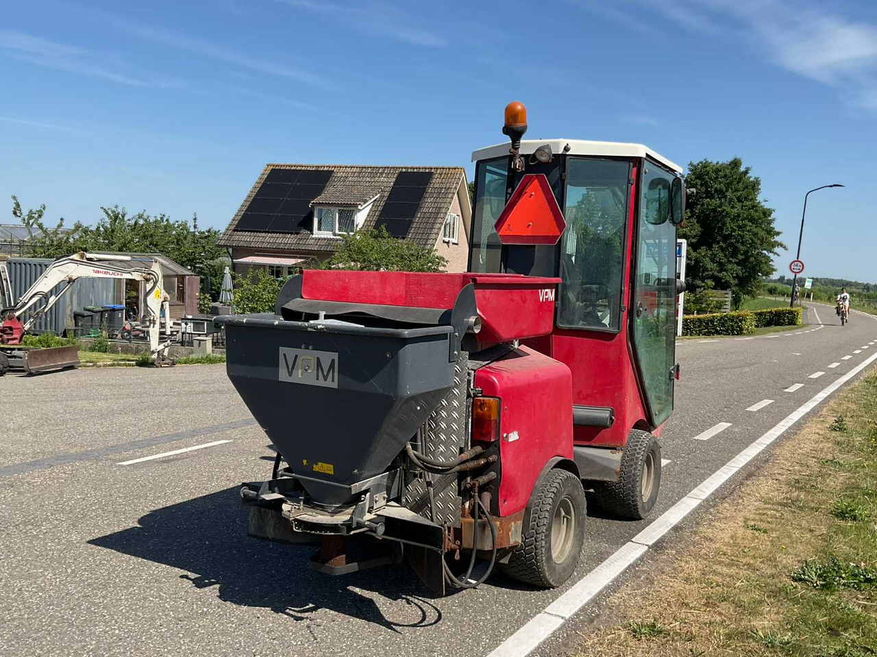 VPM 3400 - Sand/ Salt spreader: picture 3 VPM 3400 - Sand/ Salt spreader: picture 3