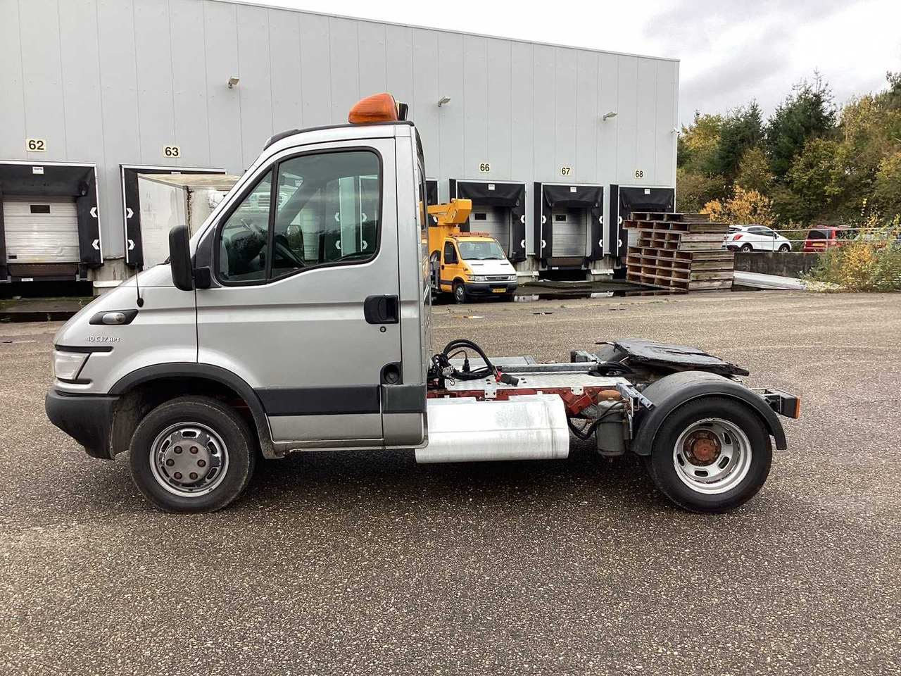 2005 IVECO 40C17 10 TON TRACTOR COMMERCIAL VEHICLE - Van: picture 3 2005 IVECO 40C17 10 TON TRACTOR COMMERCIAL VEHICLE - Van: picture 3