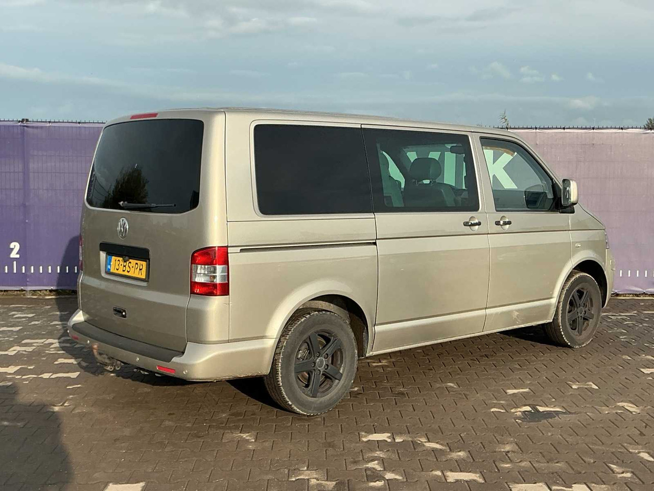 2005 - VOLKSWAGEN - TRANSPORTER - 2.5 TDI 300 BUD.DC - COMMERCIAL VEHICLE - Van: picture 4 2005 - VOLKSWAGEN - TRANSPORTER - 2.5 TDI 300 BUD.DC - COMMERCIAL VEHICLE - Van: picture 4