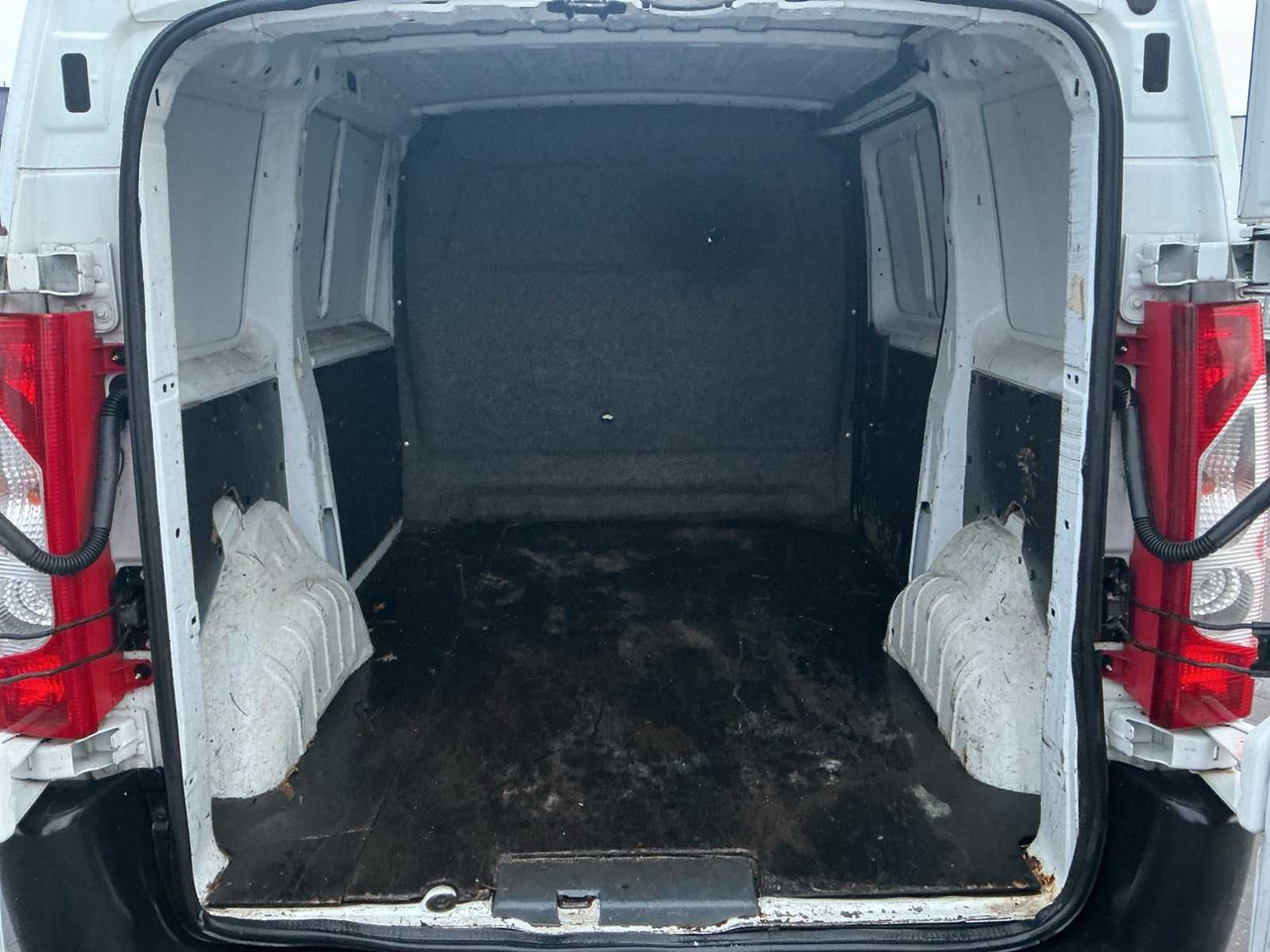 2007 - CITROEN - JUMPY - 12 1.6 HDI L1 H1 - COMMERCIAL VEHICLE - Van: picture 5 2007 - CITROEN - JUMPY - 12 1.6 HDI L1 H1 - COMMERCIAL VEHICLE - Van: picture 5