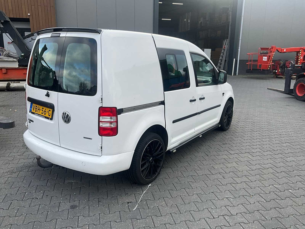 2013 VOLKSWAGEN CADDY 2KN COMMERCIAL VEHICLE - Van: picture 3 2013 VOLKSWAGEN CADDY 2KN COMMERCIAL VEHICLE - Van: picture 3