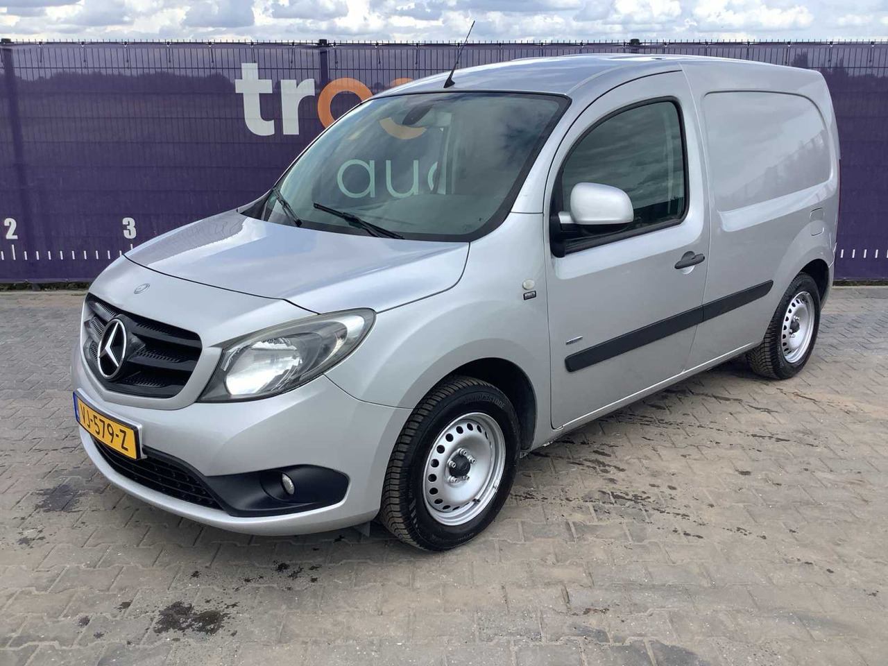 2014 - MERCEDES-BENZ - CITAN - 109 CDI BLUEEFF. - COMPANY CAR - Van: picture 1 2014 - MERCEDES-BENZ - CITAN - 109 CDI BLUEEFF. - COMPANY CAR - Van: picture 1