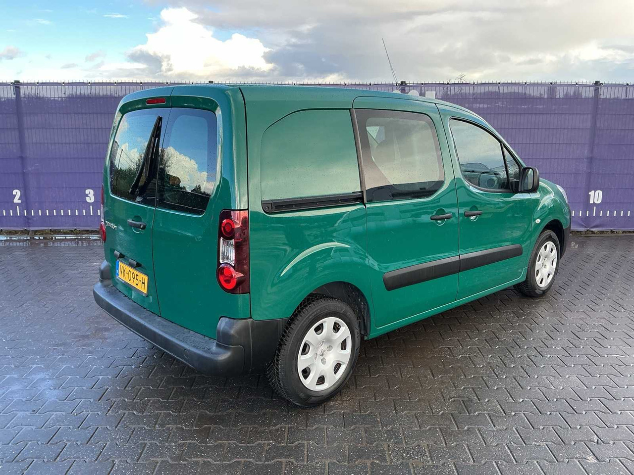 2014 - PEUGEOT - PARTNER - 120 1.6 HDI L1XR PR+ - COMMERCIAL VEHICLE - Van: picture 4 2014 - PEUGEOT - PARTNER - 120 1.6 HDI L1XR PR+ - COMMERCIAL VEHICLE - Van: picture 4