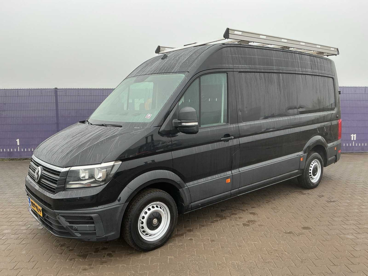 2017 - VOLKSWAGEN - CRAFTER - 35 2.0 TDI L3H2 DC - COMMERCIAL VEHICLE - Van: picture 1 2017 - VOLKSWAGEN - CRAFTER - 35 2.0 TDI L3H2 DC - COMMERCIAL VEHICLE - Van: picture 1