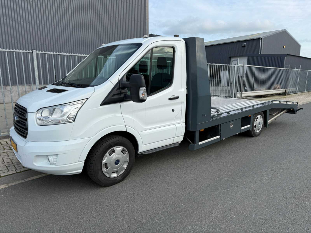 FORD - TRANSIT - TIJHOF CAR TRANSPORTER - COMMERCIAL VEHICLE - 2016 - Van: picture 1 FORD - TRANSIT - TIJHOF CAR TRANSPORTER - COMMERCIAL VEHICLE - 2016 - Van: picture 1