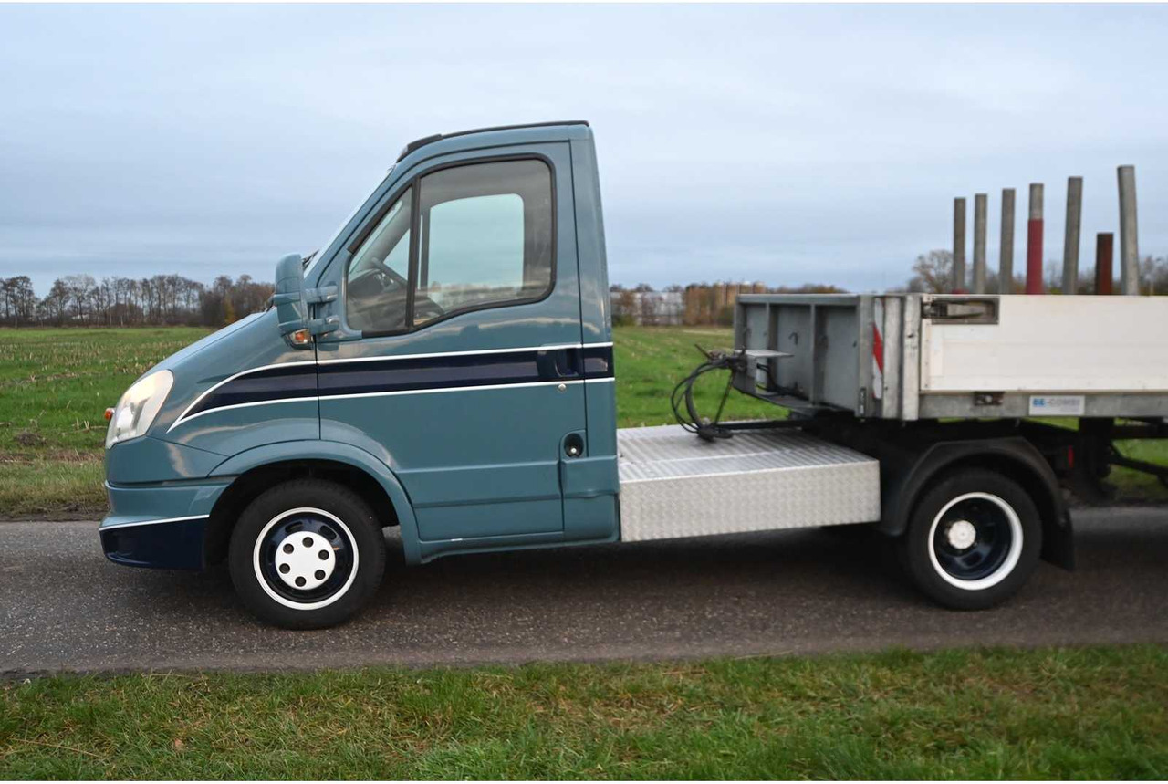 IVECO DAILY 35C17 300 BE-TRACTOR WITH BUNK BU7500 - 10 METER TRAILER - Van: picture 4 IVECO DAILY 35C17 300 BE-TRACTOR WITH BUNK BU7500 - 10 METER TRAILER - Van: picture 4