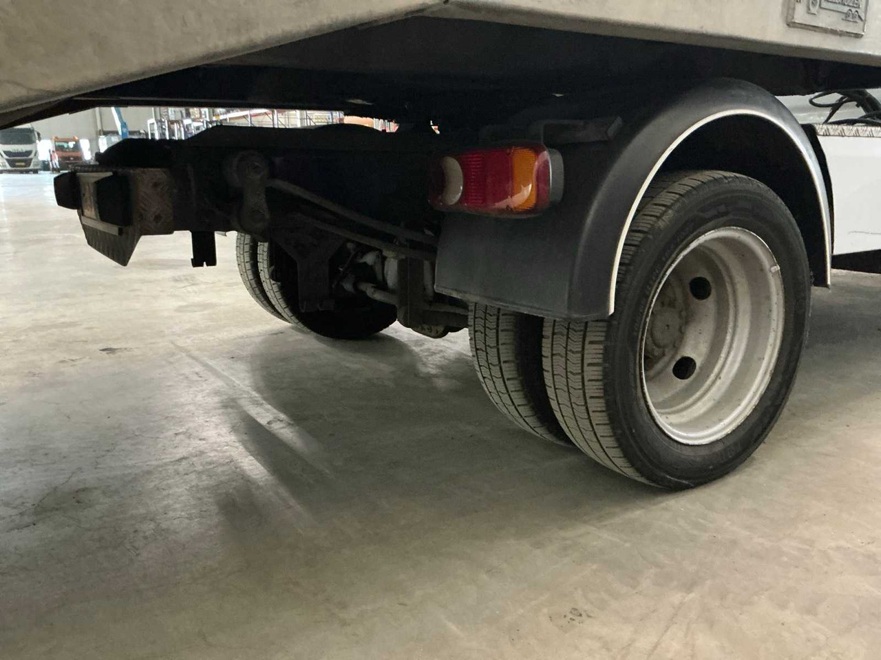 RENAULT MASCOTT 2007 BE TRACTOR COMMERCIAL VEHICLE - Van: picture 4 RENAULT MASCOTT 2007 BE TRACTOR COMMERCIAL VEHICLE - Van: picture 4