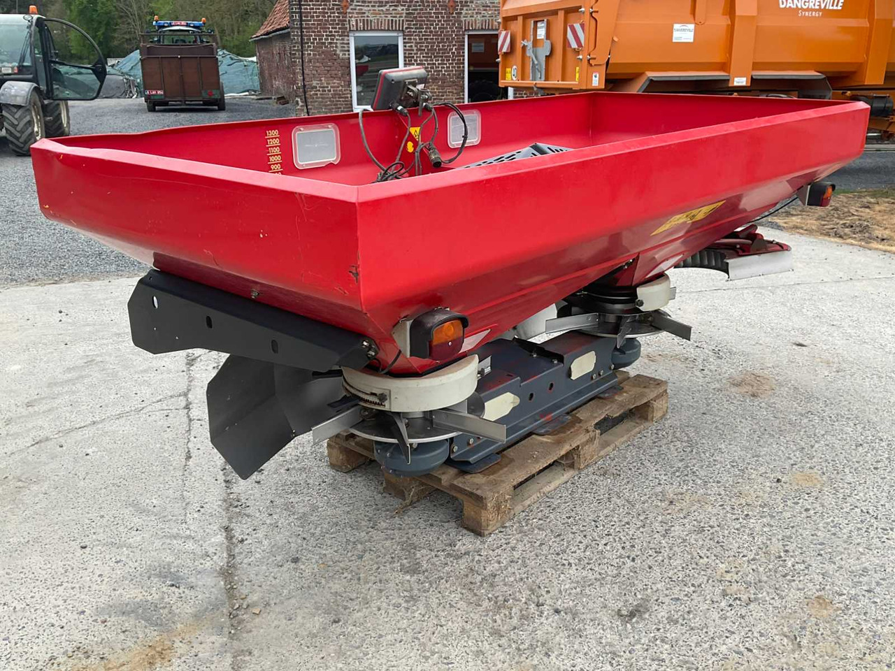 Vicon RO-XL - Fertilizer spreader: picture 5 Vicon RO-XL - Fertilizer spreader: picture 5
