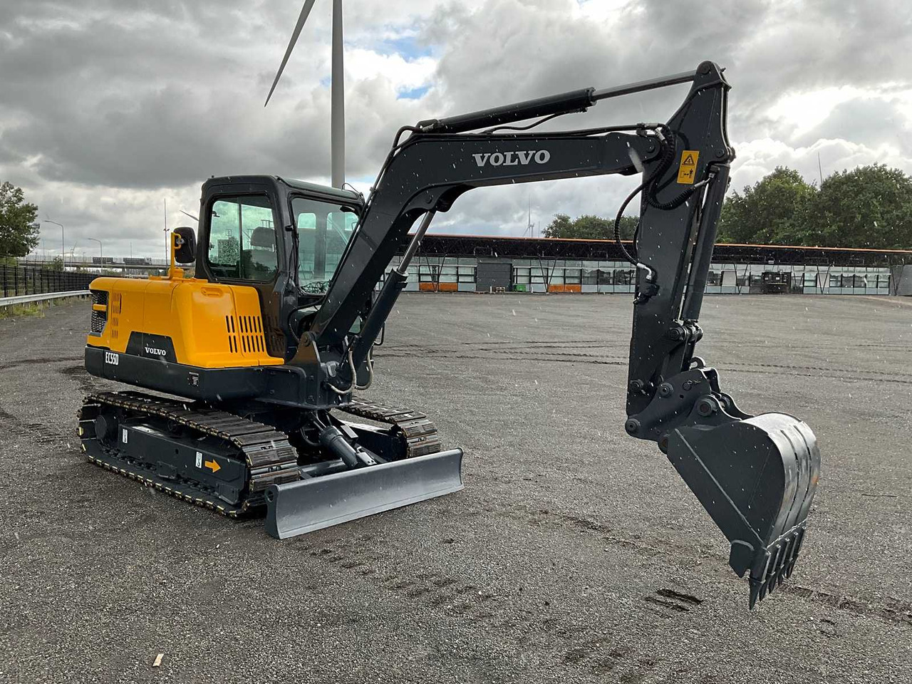 Crawler excavator Volvo EC55D: picture 7