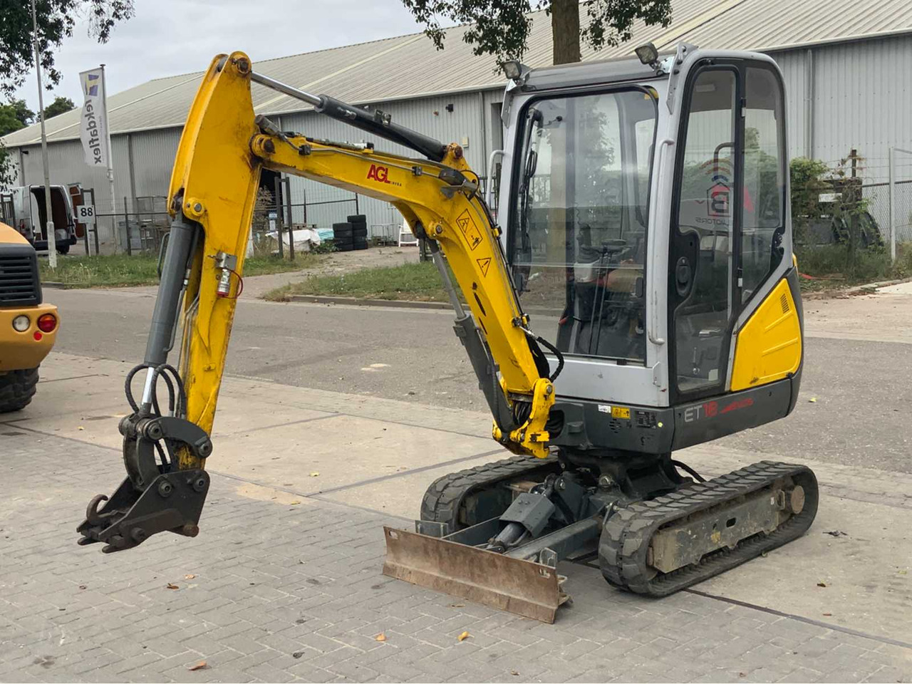 Wacker Neuson ET18 - Mini excavator: picture 1 Wacker Neuson ET18 - Mini excavator: picture 1