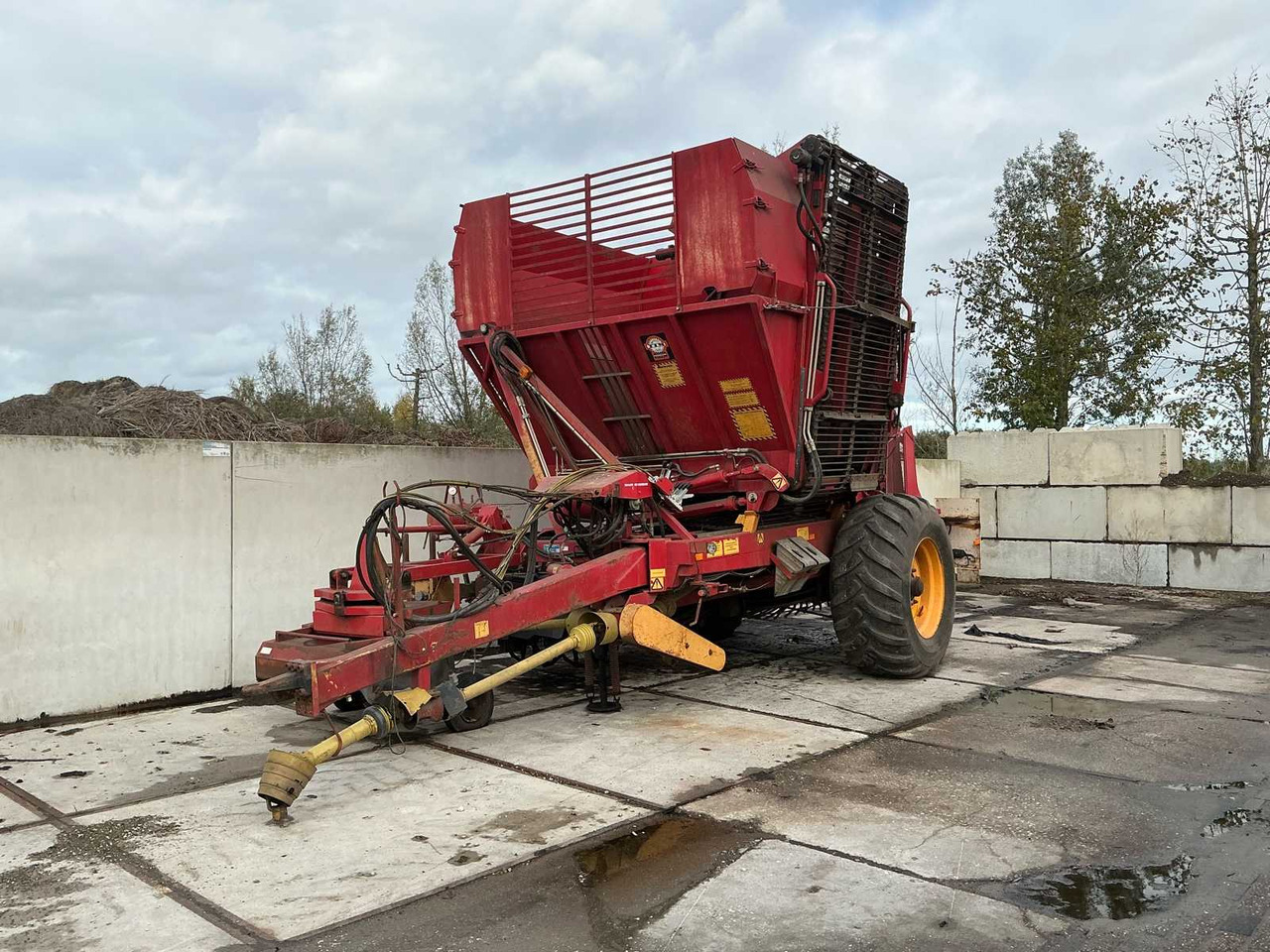 Tim KRB S 212 - Beet harvester: picture 4 Tim KRB S 212 - Beet harvester: picture 4