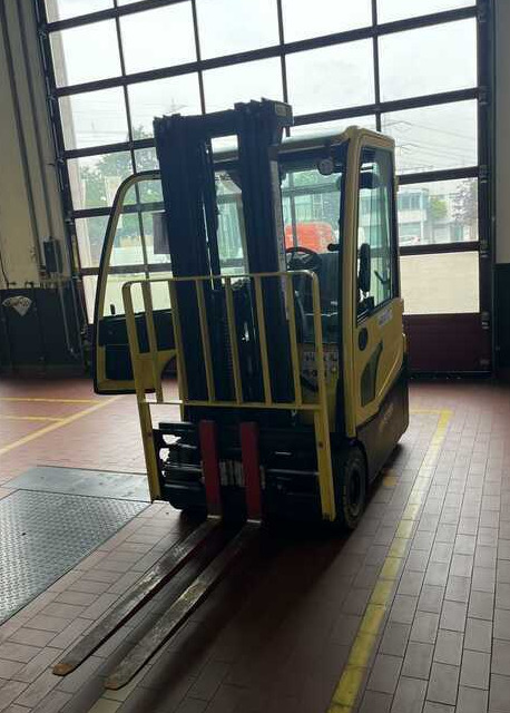 Hyster J1.6XNT MWB - Electric forklift: picture 4 Hyster J1.6XNT MWB - Electric forklift: picture 4
