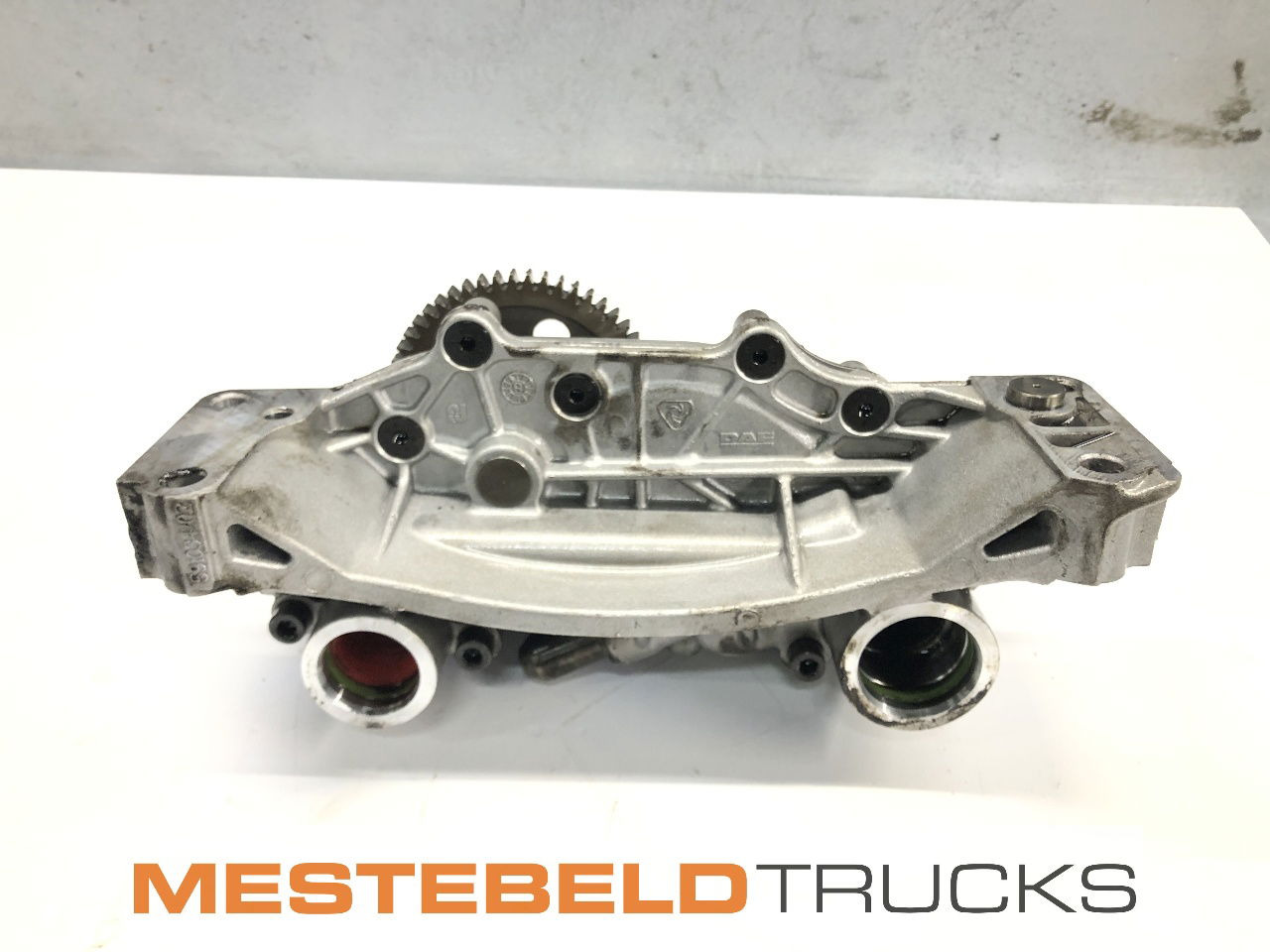 DAF Oliepomp MX300S2 Paccar - Engine for Truck: picture 1 DAF Oliepomp MX300S2 Paccar - Engine for Truck: picture 1
