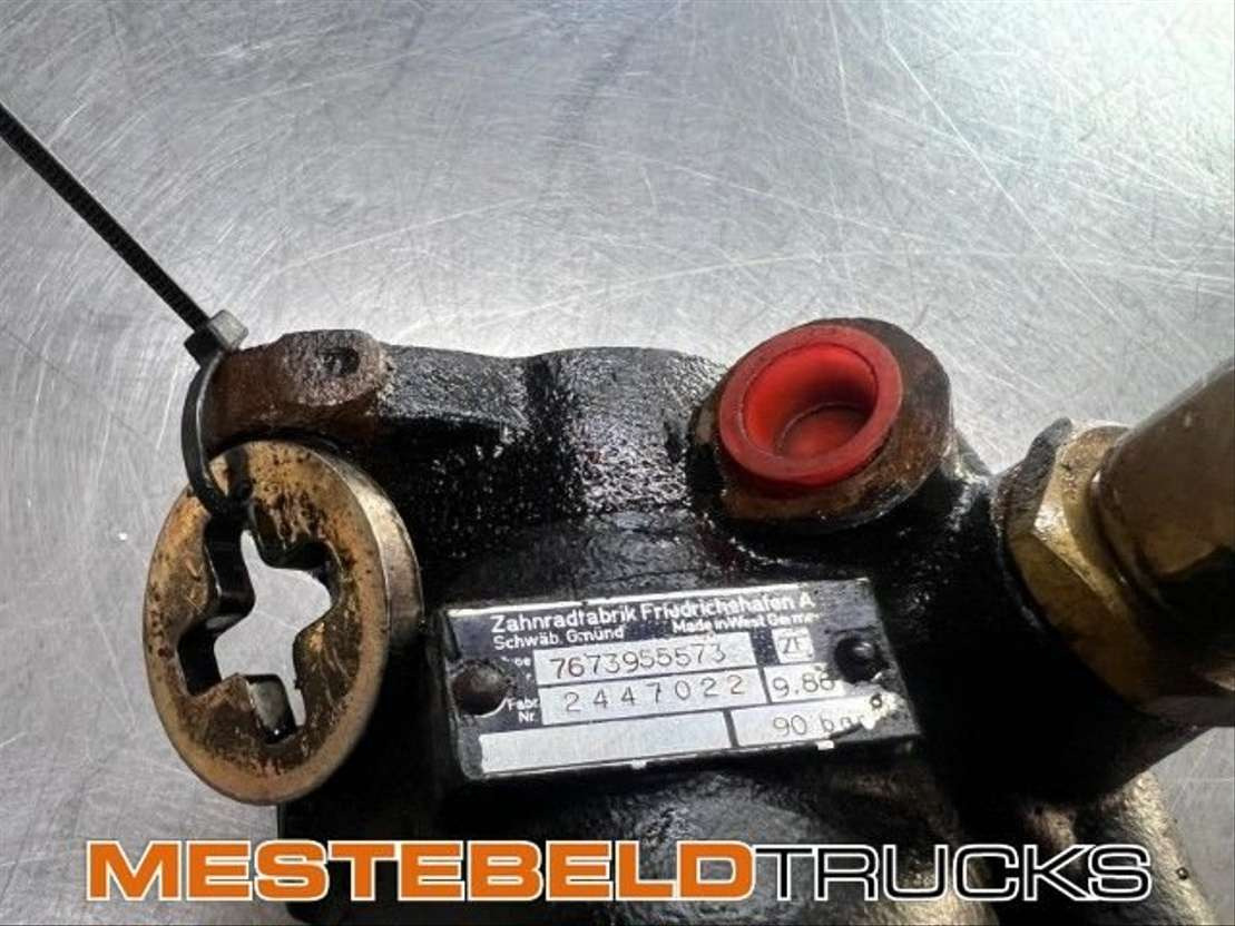 DAF Stuurpomp - Engine and parts for Truck: picture 2 DAF Stuurpomp - Engine and parts for Truck: picture 2