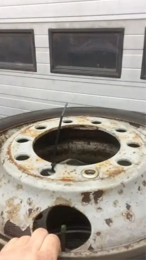 Dunlop Band + velg 255/70x22.5 - Tire for Truck: picture 2 Dunlop Band + velg 255/70x22.5 - Tire for Truck: picture 2